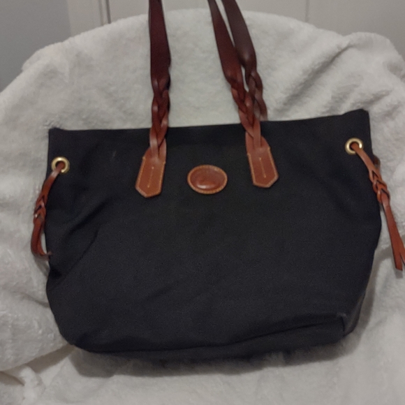 Dooney & Bourke Handbags - Dooney & Bourke Tote